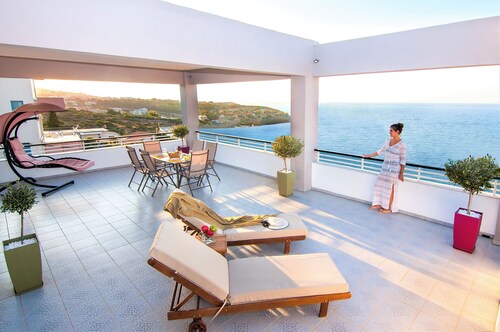 Rethymnian Luxury Residence (ΑΜΑ: 00000442923, 00000446393)