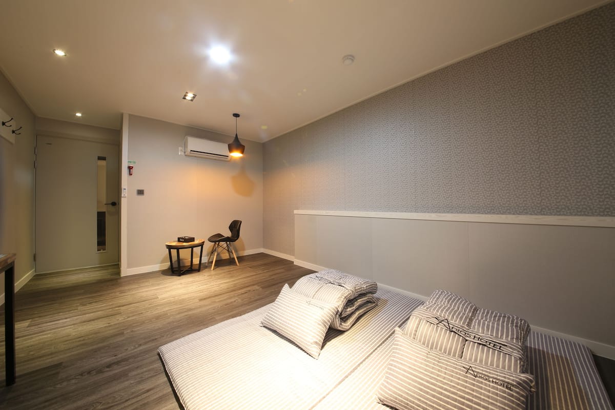 Habitación tradicional (Ondol) | Wifi gratis