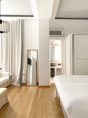 2 bedrooms, in-room safe, iron/ironing board, WiFi - Luxury Apartment in the heart of Mykonos town  (Μύκονος)