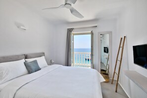 4 bedrooms, iron/ironing board, internet, bed sheets - Pasithea Villas Mykonos | Villa Charity (Μύκονος)