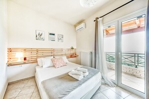 3 chambres, fer et planche à repasser, Wi-Fi gratuit, draps fournis