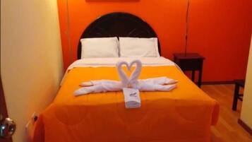 Classic Double Room, 1 Double Bed | Laptop workspace, free WiFi, bed sheets