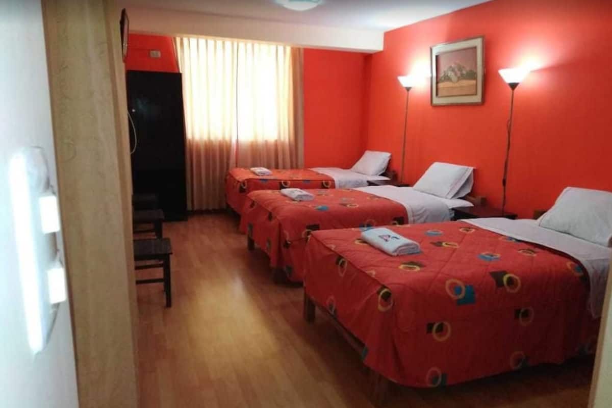 Laptop workspace, WiFi (free), bed sheets