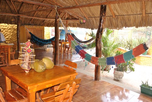 Hostal Castillo Del Mar - Hostel