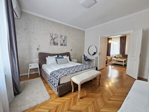 4 bedrooms, iron/ironing board, travel cot, WiFi