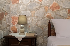 3 bedrooms, soundproofing, iron/ironing board, free WiFi