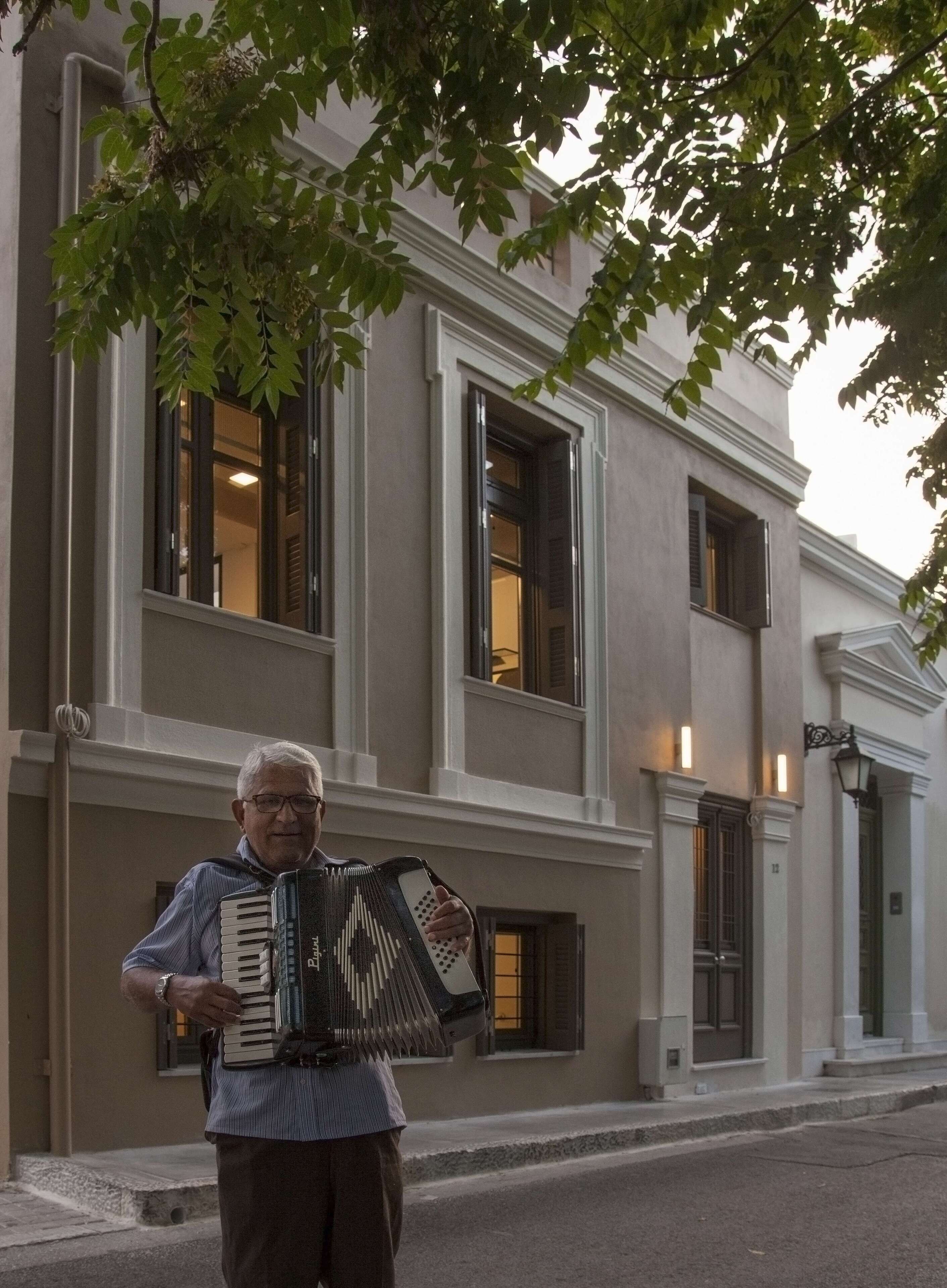 Photo - Tripodon Plaka In the shade of Acropolis by GHH