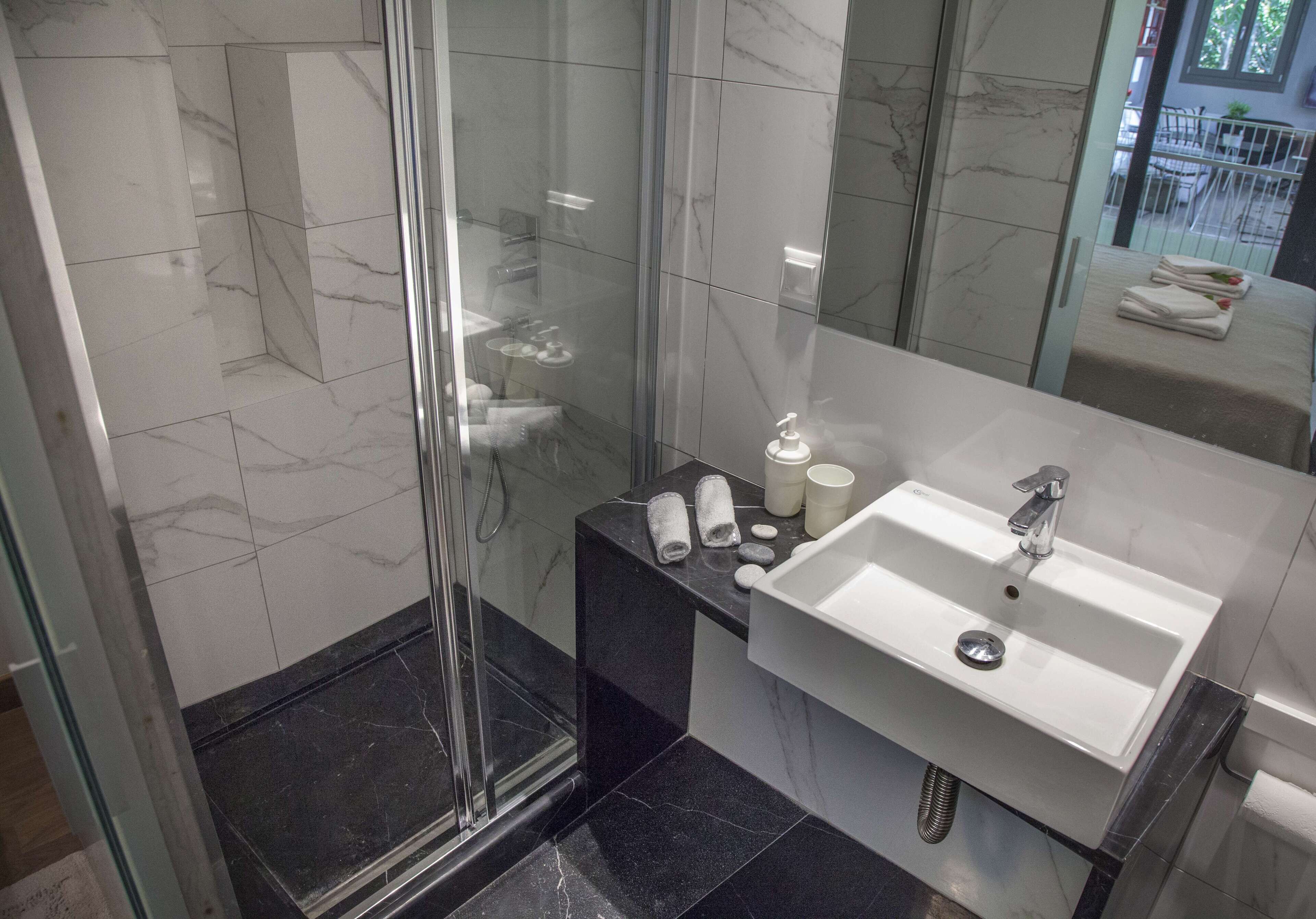 Photo - Tripodon Plaka In the shade of Acropolis by GHH