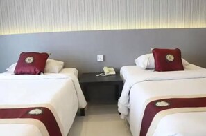 In-room safe, free WiFi, bed sheets - Chaleena Princess Ramkhamhaeng (Bangkok)