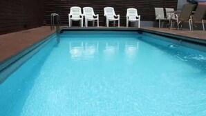 Udendørs pool