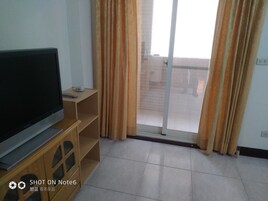 Escritorio, camas plegables/adicionales gratuitas y wifi gratis