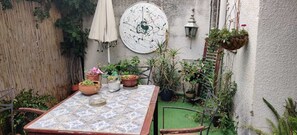 Outdoor dining - Private suite for 5-6 pepole (01) (Gedera)