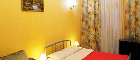 1 bedroom, iron/ironing board, Internet, bed sheets