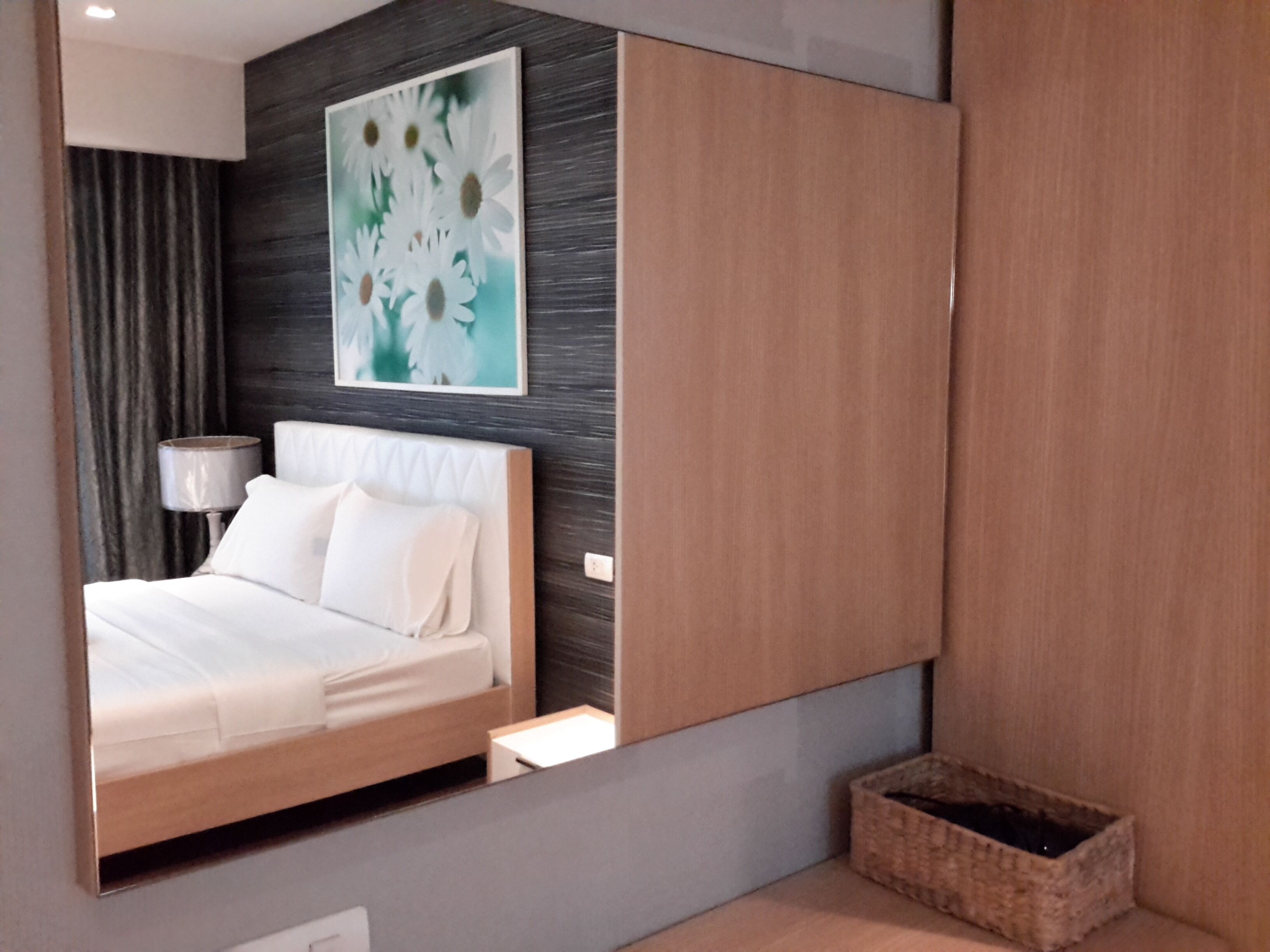 2 bedrooms, WiFi, bed sheets, wheelchair access