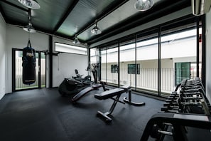 Fitness facility - College Haus (Bangkok)