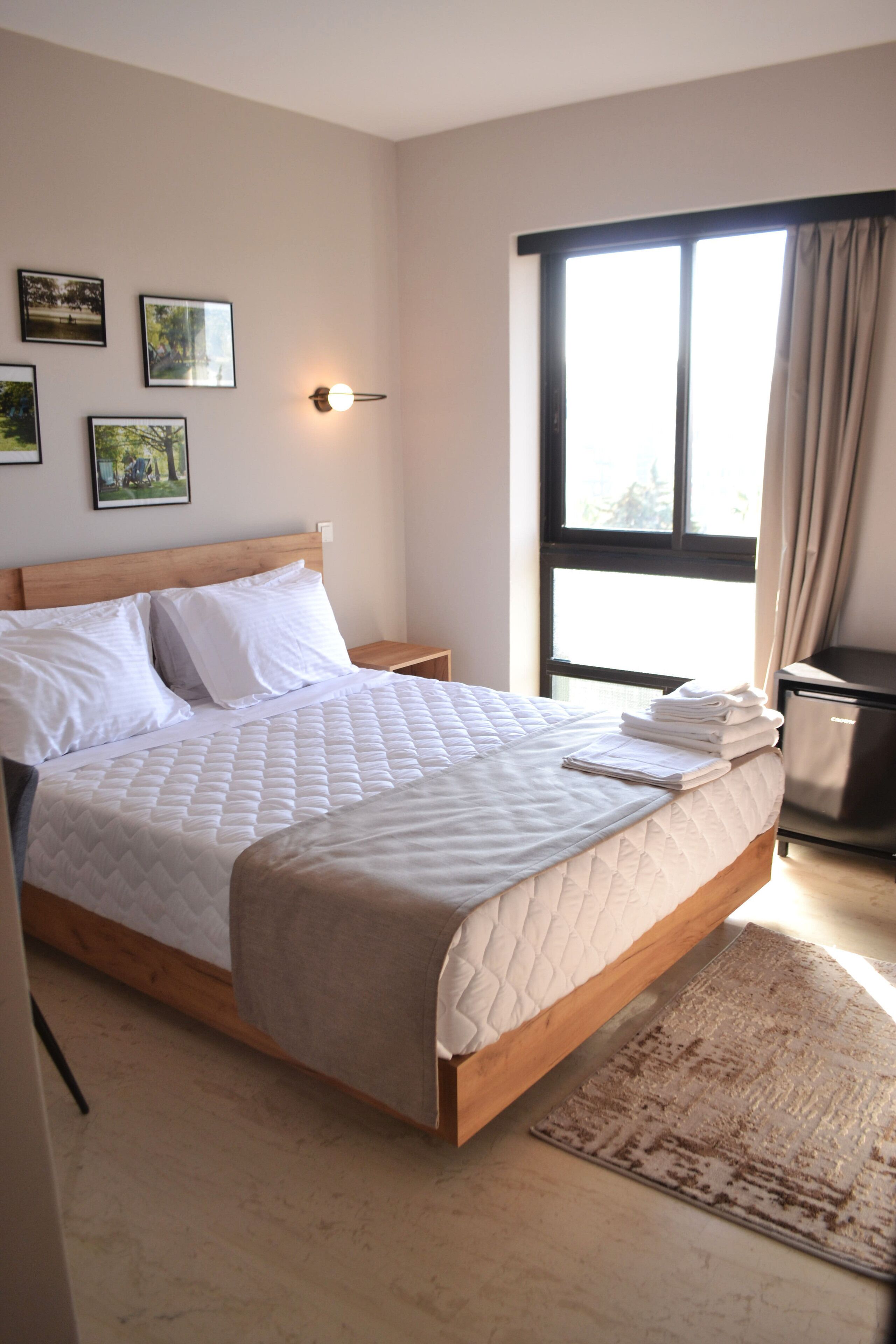 standard double room | in-room safe, desk, laptop workspace, blackout curtains