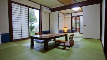 Standard Japanese Style Room with Private Open-air Bath, Annex Building | Minibar, in-room safe, individually decorated, soundproofing