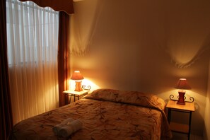 Basic-Zimmer, 1 Doppelbett | Hochwertige Bettwaren, Daunenbettdecken, kostenloses WLAN