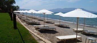 Waterfront with Extraordinary View, Pasithea 