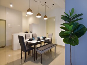 Dining - OYO Home 1065 Fancy 2BR Arte Plus (Ampang)