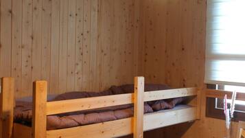 Shared Dormitory, Women only (Darak Movie theater Free-use 8pm)