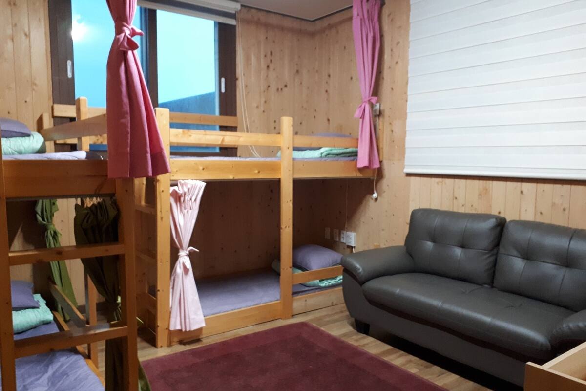 Dormitorio compartido, solo para hombres (Darak Movie theater Free-use 8pm) | Wifi gratis