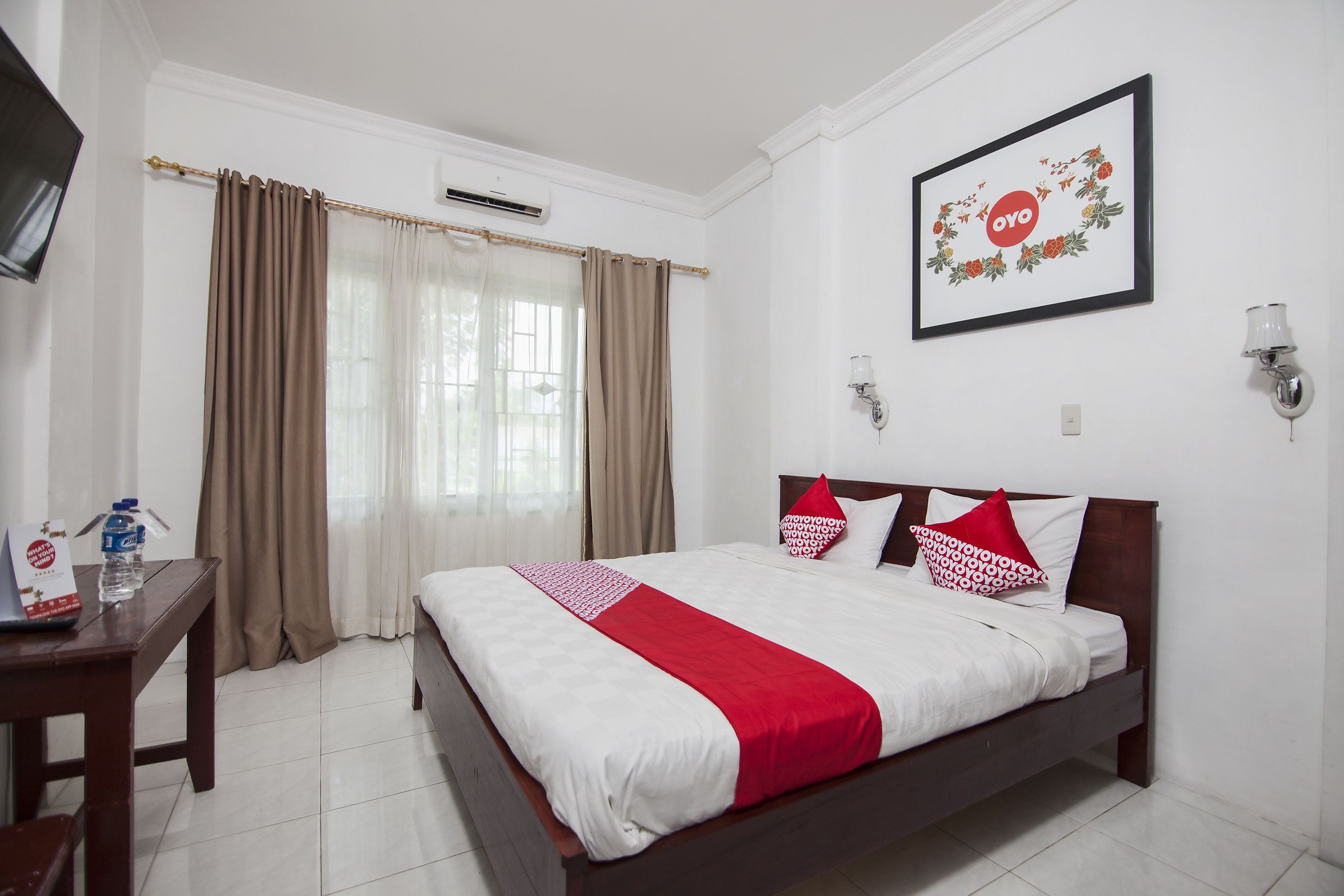 Deluxe Double Room | Desk, free WiFi, bed sheets