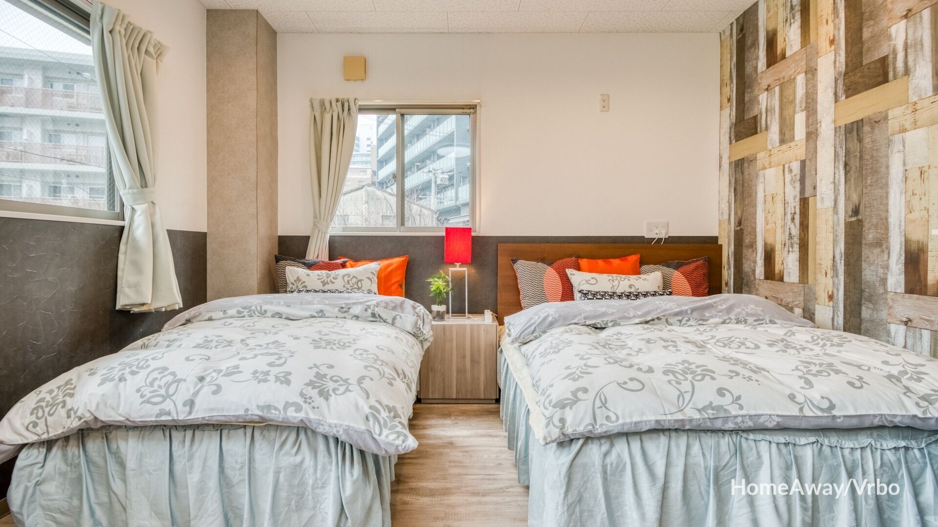 3 室のベッドルーム、アイロン / アイロン台、旅行用ベビーベ ッド、WiFi (無料)