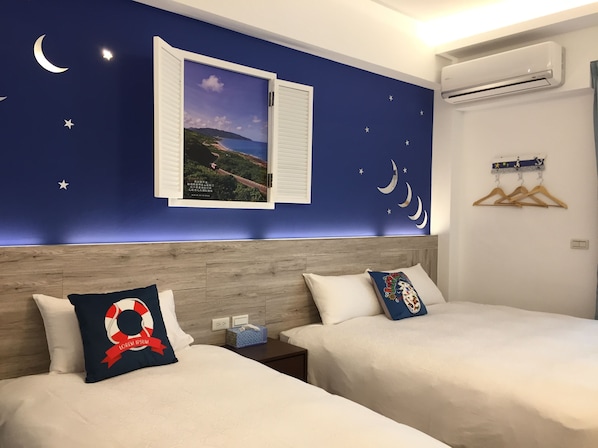 Classic Room | Desk, free WiFi, bed sheets - Dream Come True B&B (Hengchun)