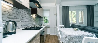 Center Stilig og koselig leilighet i nærheten av Pecherska Lavra / 5 min