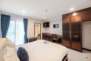 Superior Room, 1 Queen Bed