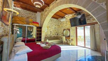 5 bedrooms, memory-foam beds, iron/ironing board, WiFi