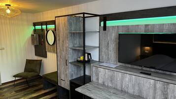 Double or Twin Room | Desk, laptop workspace, blackout drapes, cribs/infant beds
