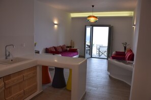 Interior - A Beachfront exclusive Villa with breathtaking view to the Aegean Sea (Καλό Λιβάδι)