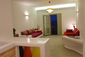 Interior - A Beachfront exclusive Villa with breathtaking view to the Aegean Sea (Καλό Λιβάδι)