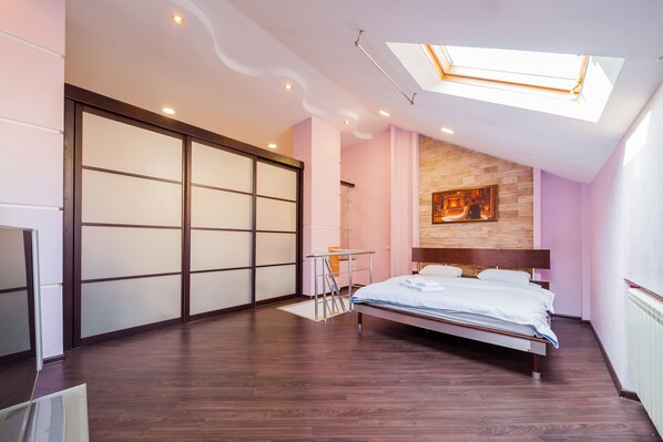 2 Schlafzimmer, Bügeleisen/Bügelbrett, WLAN, Bettwäsche