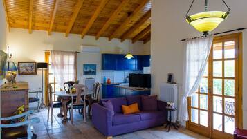 Télévision, cheminée