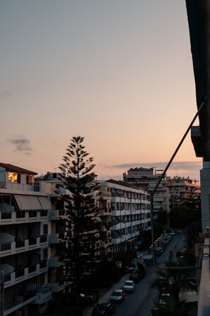 Balcony - Modern Apartment, just 70 meters from the sea! (Ρέθυμνο)