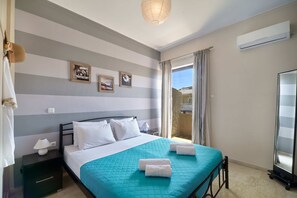 1 室のベッドルーム、セーフティボックス (室内)、デスク、防音設備