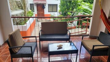 Basic Villa, 3 Bedrooms, Garden View | Terrace/patio