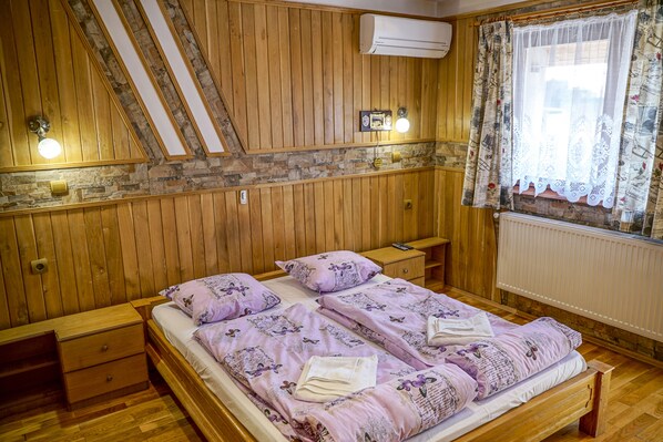 2 bedrooms, internet - Large , cozy and comfortable apartment. (Велико Търново)