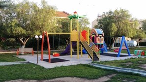 Çocuklar için oyun alanı - dış mekân