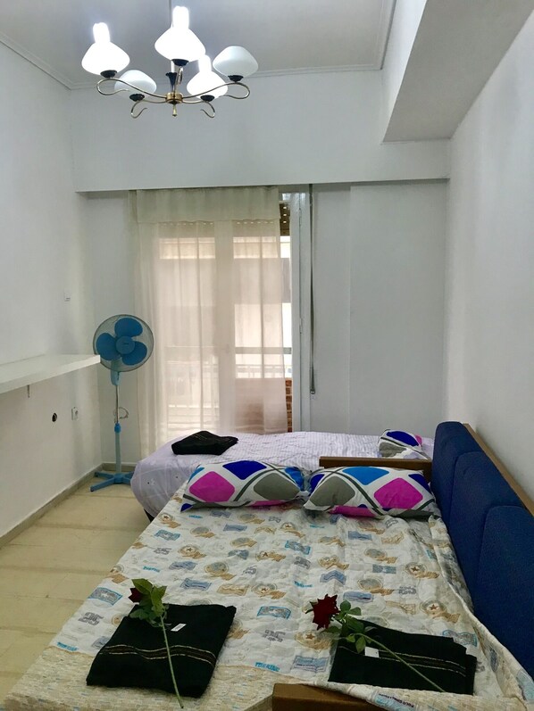 2 bedrooms, iron/ironing board, Internet