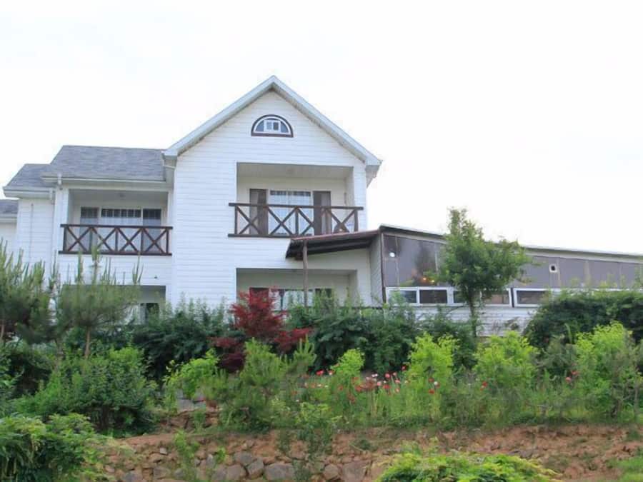 Majoituspaikan julkisivu