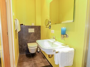 Double Room | Bathroom | Shower, hair dryer, towels, soap