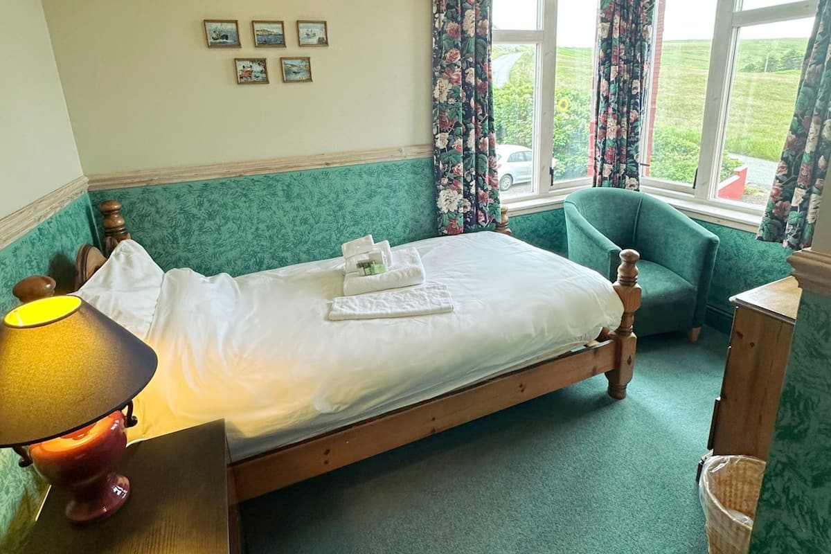 Single Room "5"