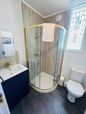 Studio, Sea View | Bathroom - The Westings (Gott)