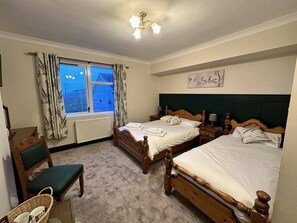 1 chambre, minibar, espace de travail pour ordinateur portable