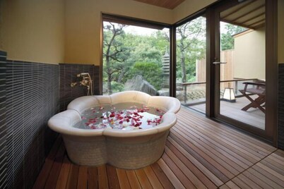 Yumenoian Yuyakekoyake