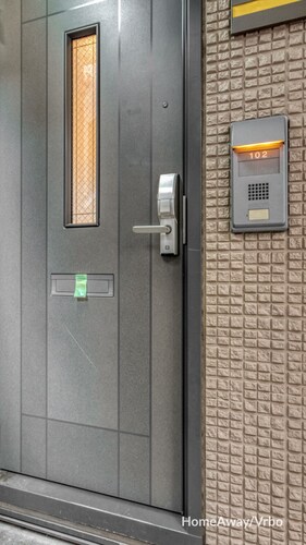 Casasele 102 · 12Designer studio－4 people－Direct train to Shibuya